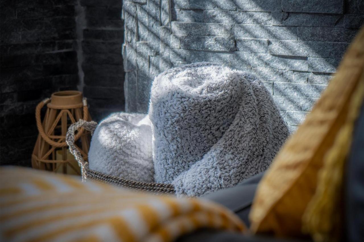 Hawtree Cottage - 2 Bedroom Cottage - เท็นบี ภายนอก รูปภาพ